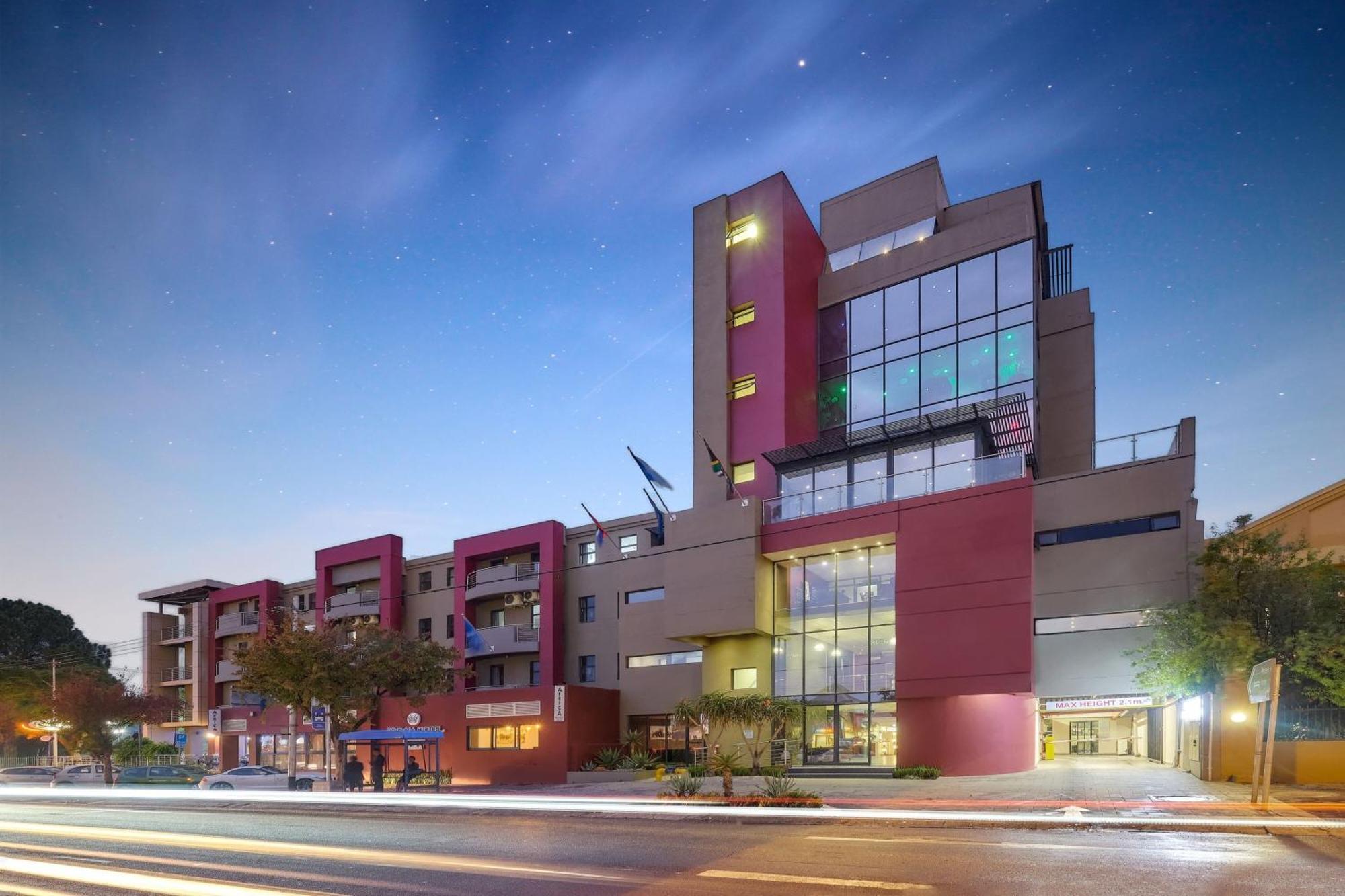 Protea Hotel By Marriott Pretoria Hatfield Exteriér fotografie