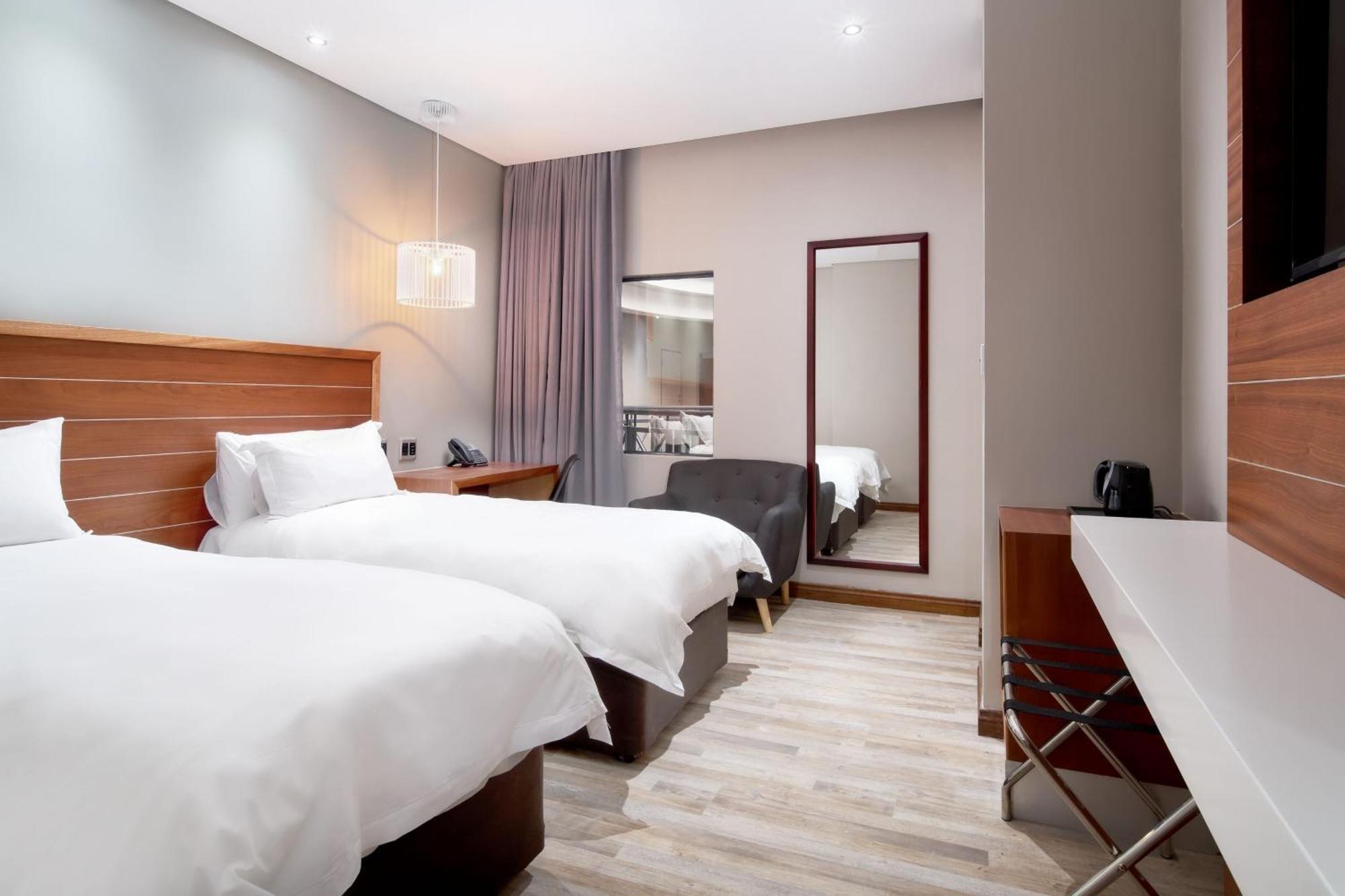 Protea Hotel By Marriott Pretoria Hatfield Pokoj fotografie