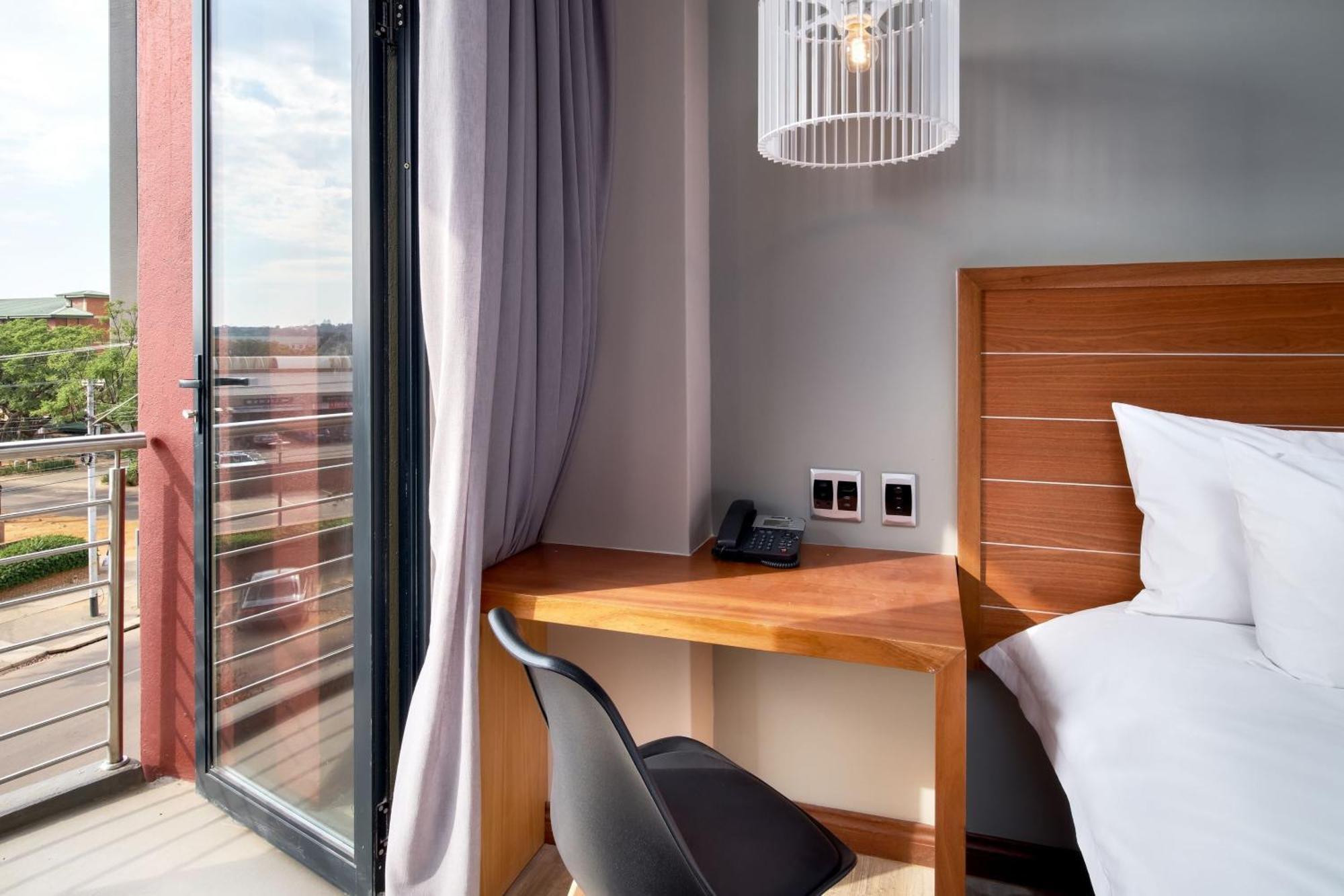 Protea Hotel By Marriott Pretoria Hatfield Pokoj fotografie