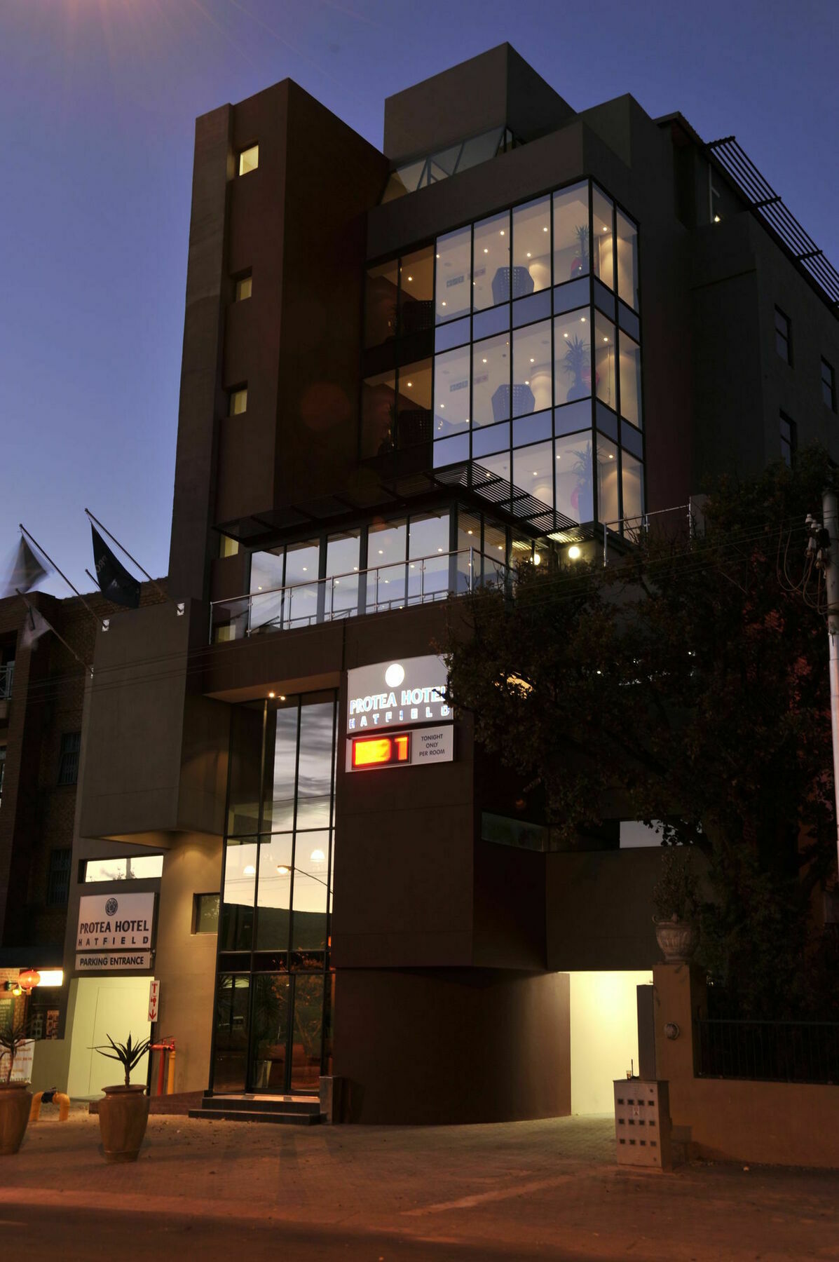 Protea Hotel By Marriott Pretoria Hatfield Exteriér fotografie
