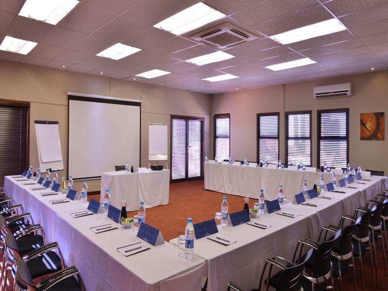 Protea Hotel By Marriott Pretoria Hatfield Exteriér fotografie